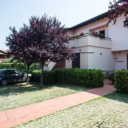 Le Vele Con Giardino E Piscina Apartment *